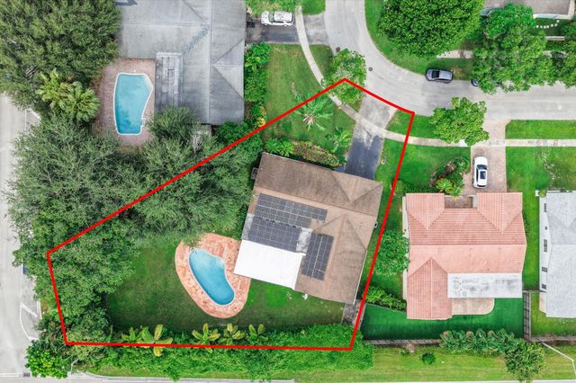 244 NW 102nd Terrace, Plantation, FL 33324