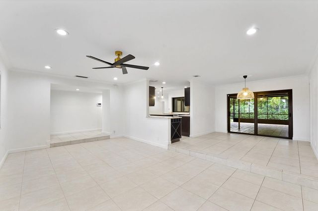 244 NW 102nd Terrace, Plantation, FL 33324
