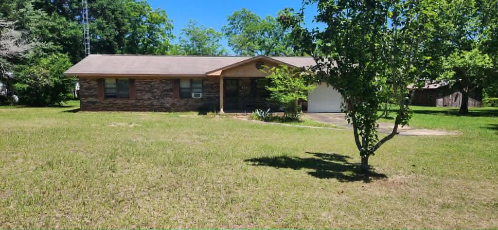 122 York Drive, Kinsey, AL 36303
