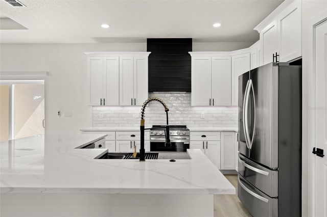 7380 BAHAMA SWALLOW AVENUE, Brooksville, FL 34613