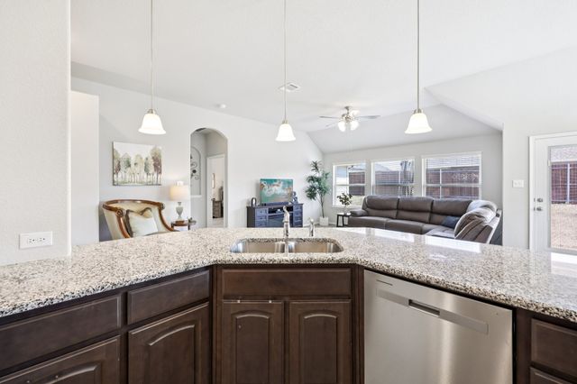 212 Magnolia Drive, Azle, TX 76020