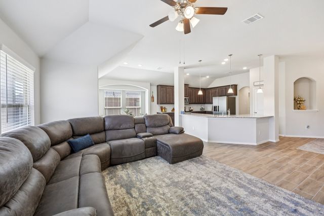 212 Magnolia Drive, Azle, TX 76020