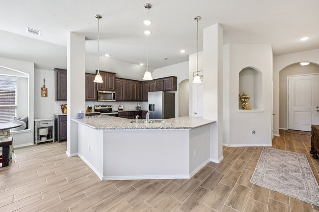 212 Magnolia Drive, Azle, TX 76020