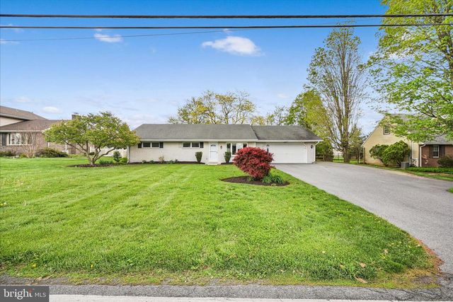 311 N PENRYN RD, Manheim, PA 17545