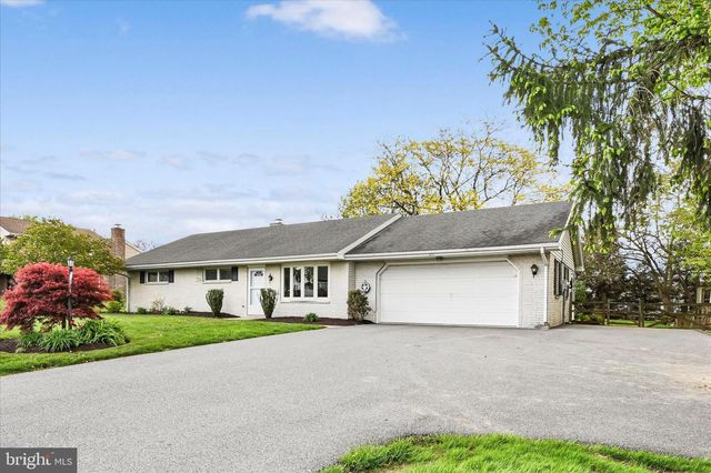 311 N PENRYN RD, Manheim, PA 17545