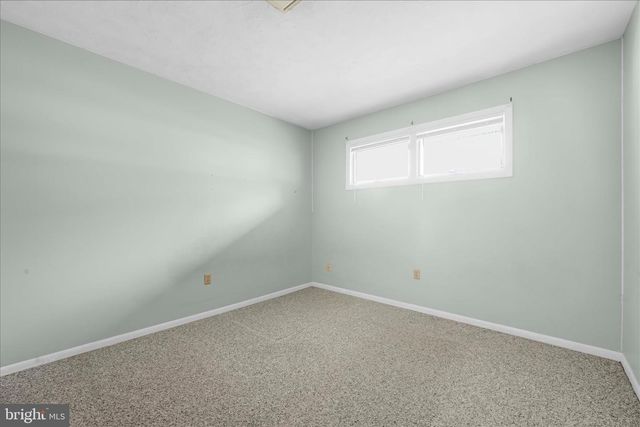 311 N PENRYN RD, Manheim, PA 17545