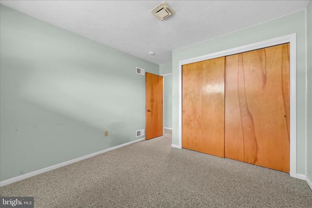 311 N PENRYN RD, Manheim, PA 17545