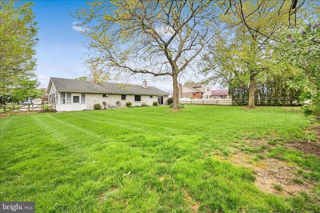 311 N PENRYN RD, Manheim, PA 17545