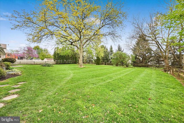 311 N PENRYN RD, Manheim, PA 17545