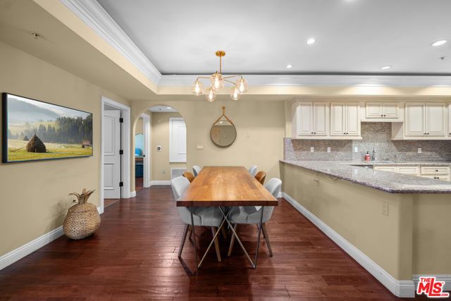 837 Crenshaw Boulevard 204, Los Angeles, CA 90005