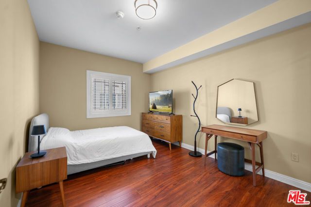 837 Crenshaw Boulevard 204, Los Angeles, CA 90005