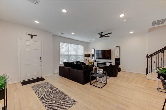 8030 Scanlan Trace, Missouri City, TX 77459