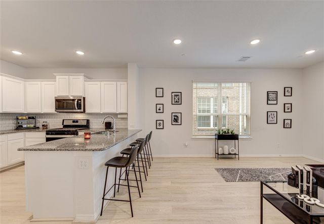 8030 Scanlan Trace, Missouri City, TX 77459