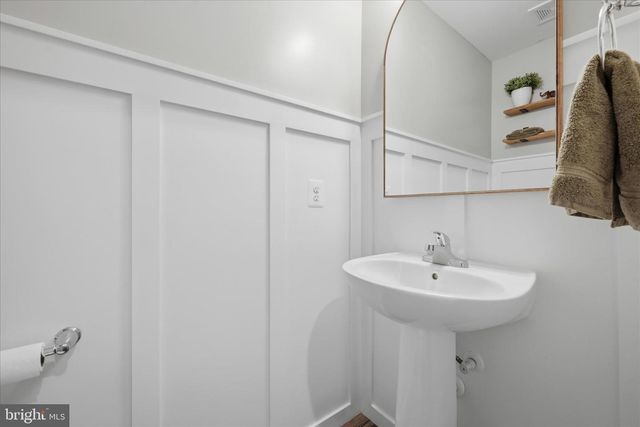 471 COVILLE ST, Middletown, VA 22645