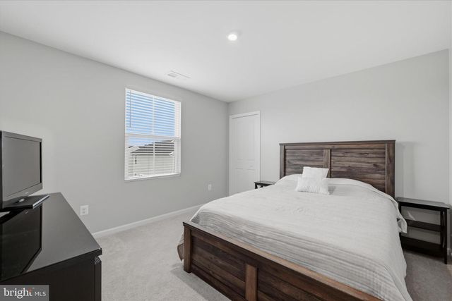 471 COVILLE ST, Middletown, VA 22645