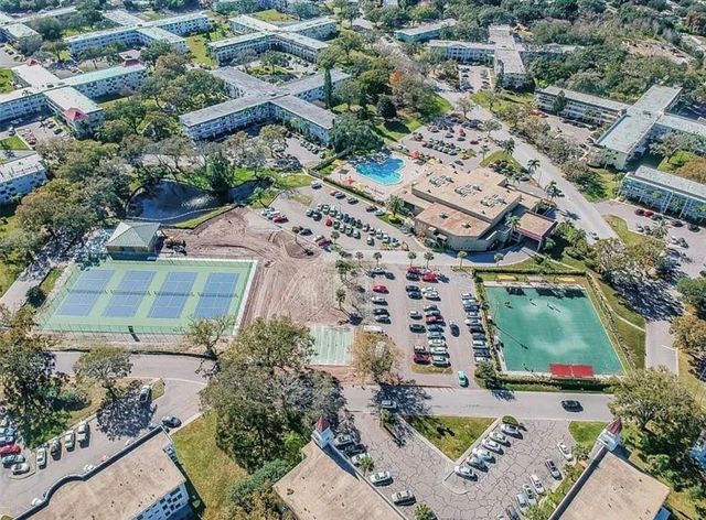 2404 FLORENTINE WAY 32, Clearwater, FL 33763