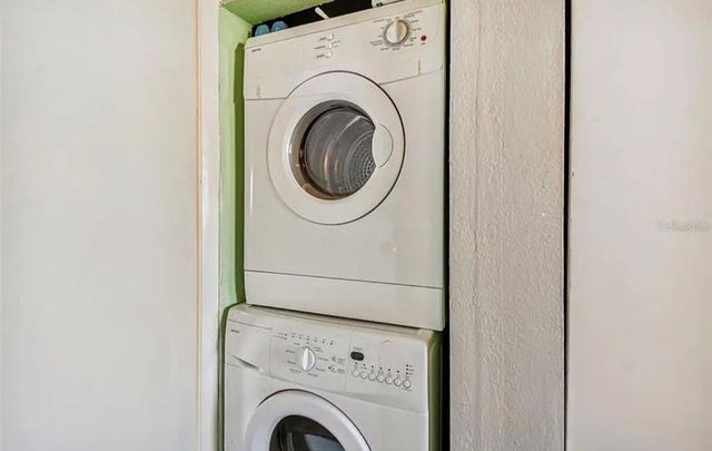 2404 FLORENTINE WAY 32, Clearwater, FL 33763