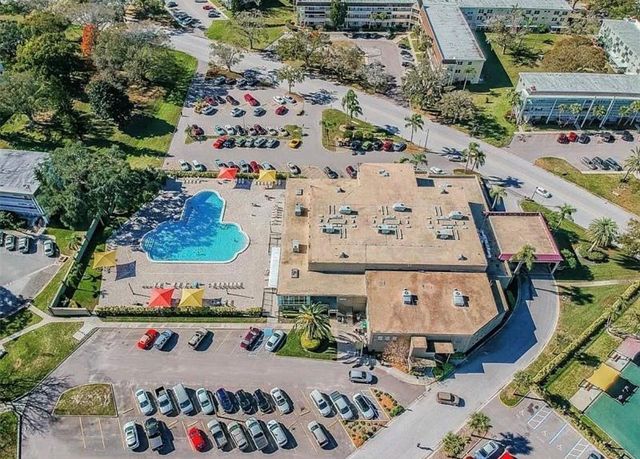 2404 FLORENTINE WAY 32, Clearwater, FL 33763