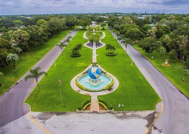 2404 FLORENTINE WAY 32, Clearwater, FL 33763