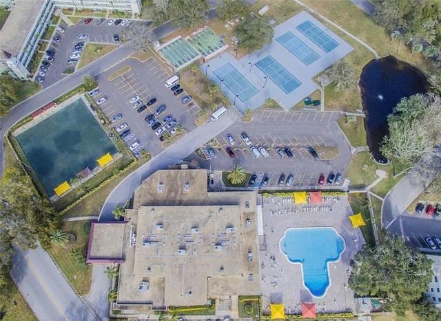 2404 FLORENTINE WAY 32, Clearwater, FL 33763