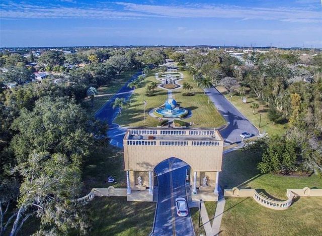 2404 FLORENTINE WAY 32, Clearwater, FL 33763