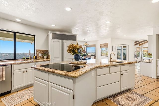 2323 Wilt, Fallbrook, CA 92028