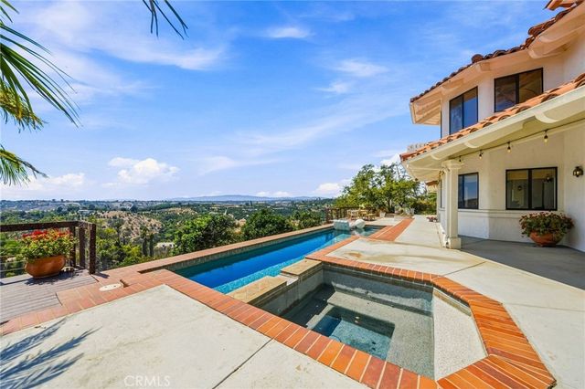 2323 Wilt, Fallbrook, CA 92028