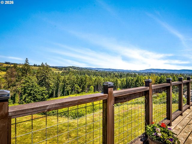 19775 Ne TRUNK Rd, Dundee, OR 97115