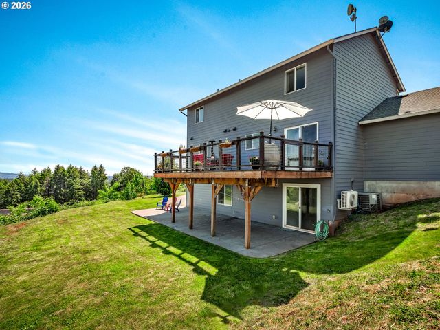 19775 Ne TRUNK Rd, Dundee, OR 97115