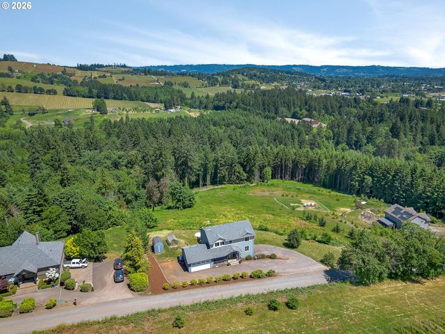 19775 Ne TRUNK Rd, Dundee, OR 97115