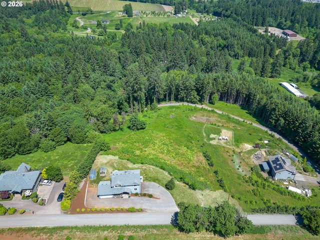 19775 Ne TRUNK Rd, Dundee, OR 97115