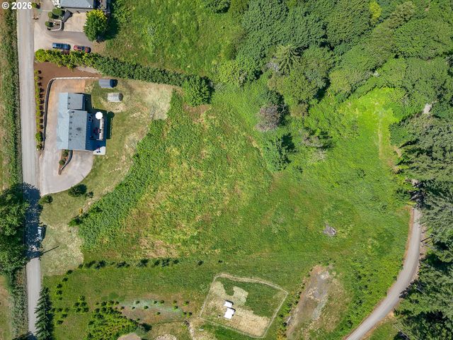19775 Ne TRUNK Rd, Dundee, OR 97115