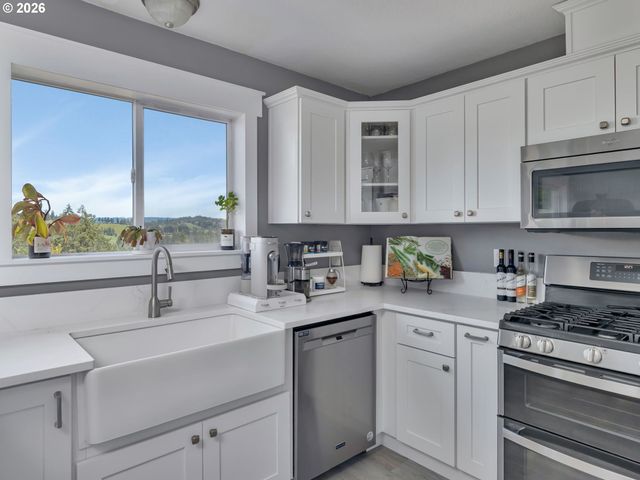19775 Ne TRUNK Rd, Dundee, OR 97115