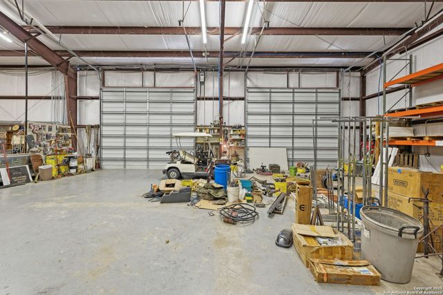 200 HIGHLAND DR, Bandera, TX 78003