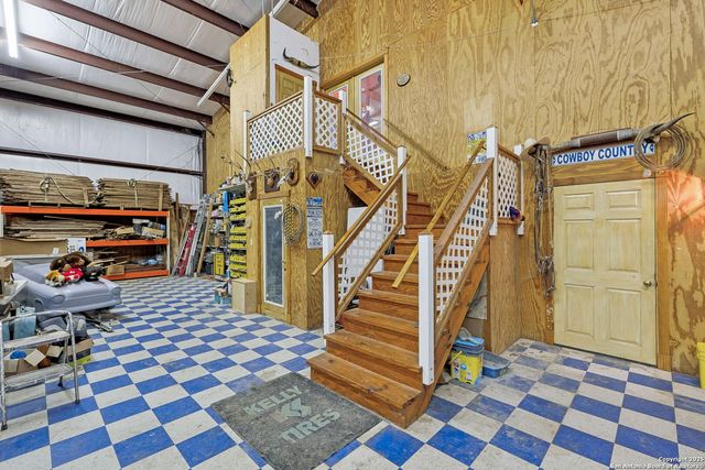 200 HIGHLAND DR, Bandera, TX 78003