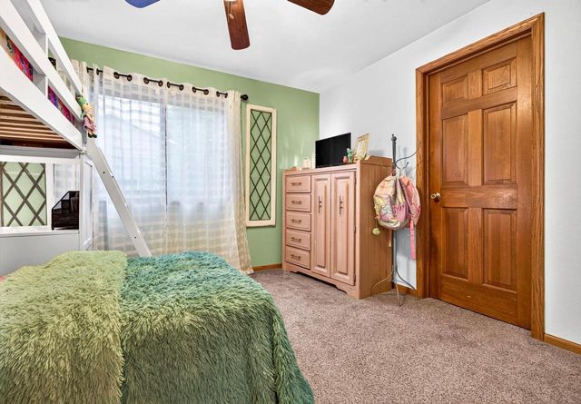 1408 W SENECA DRIVE, Appleton, WI 54914