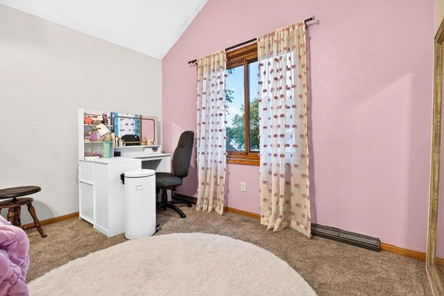 1408 W SENECA DRIVE, Appleton, WI 54914