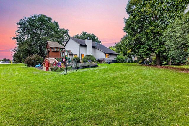 1408 W SENECA DRIVE, Appleton, WI 54914