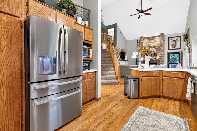 1408 W SENECA DRIVE, Appleton, WI 54914