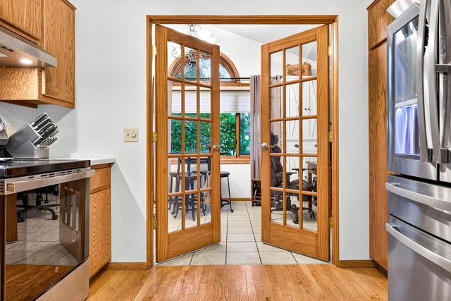 1408 W SENECA DRIVE, Appleton, WI 54914