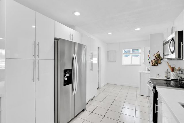 9473 SW 51ST Street, Cooper City, FL 33328