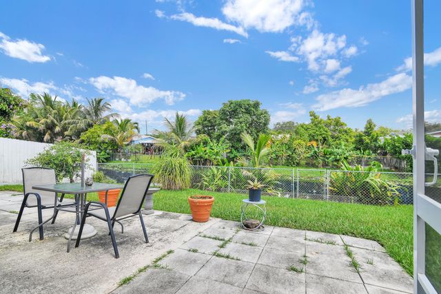 9473 SW 51ST Street, Cooper City, FL 33328