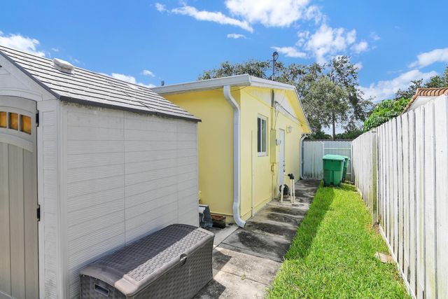 9473 SW 51ST Street, Cooper City, FL 33328