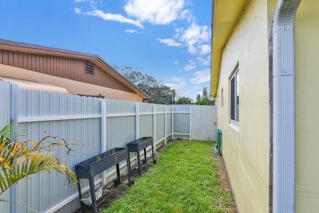 9473 SW 51ST Street, Cooper City, FL 33328