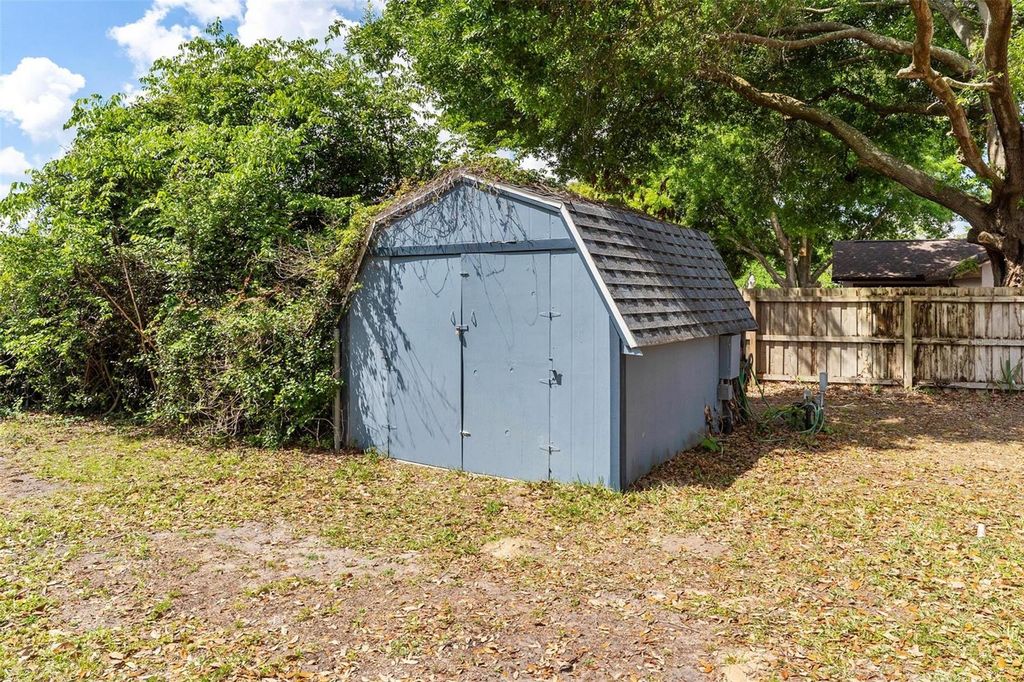 Image 55 of property listing at 12130 NEST COURT, Grand Island, FL 32735