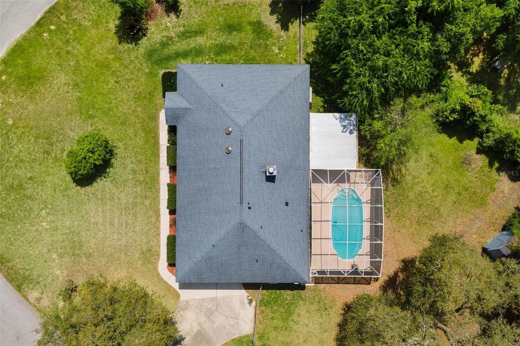 Image 60 of property listing at 12130 NEST COURT, Grand Island, FL 32735