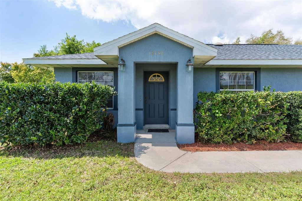 Image 7 of property listing at 12130 NEST COURT, Grand Island, FL 32735