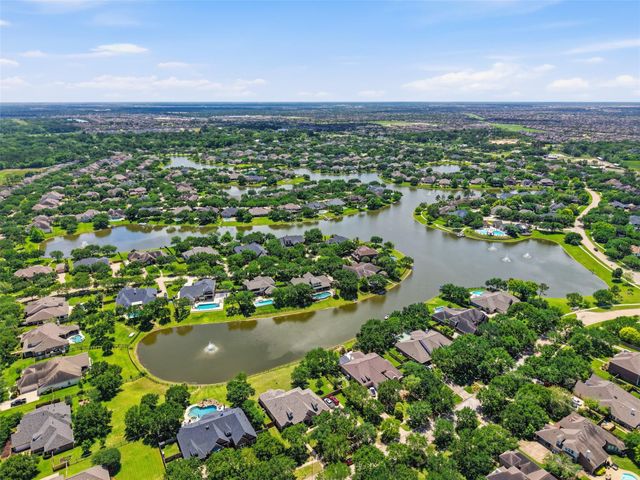 1235 Mcmurtry Ridge Drive, Katy, TX 77494