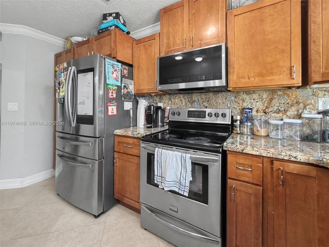 12689 NW 10th Way, Miami, FL 33182