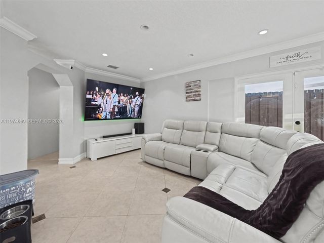 12689 NW 10th Way, Miami, FL 33182